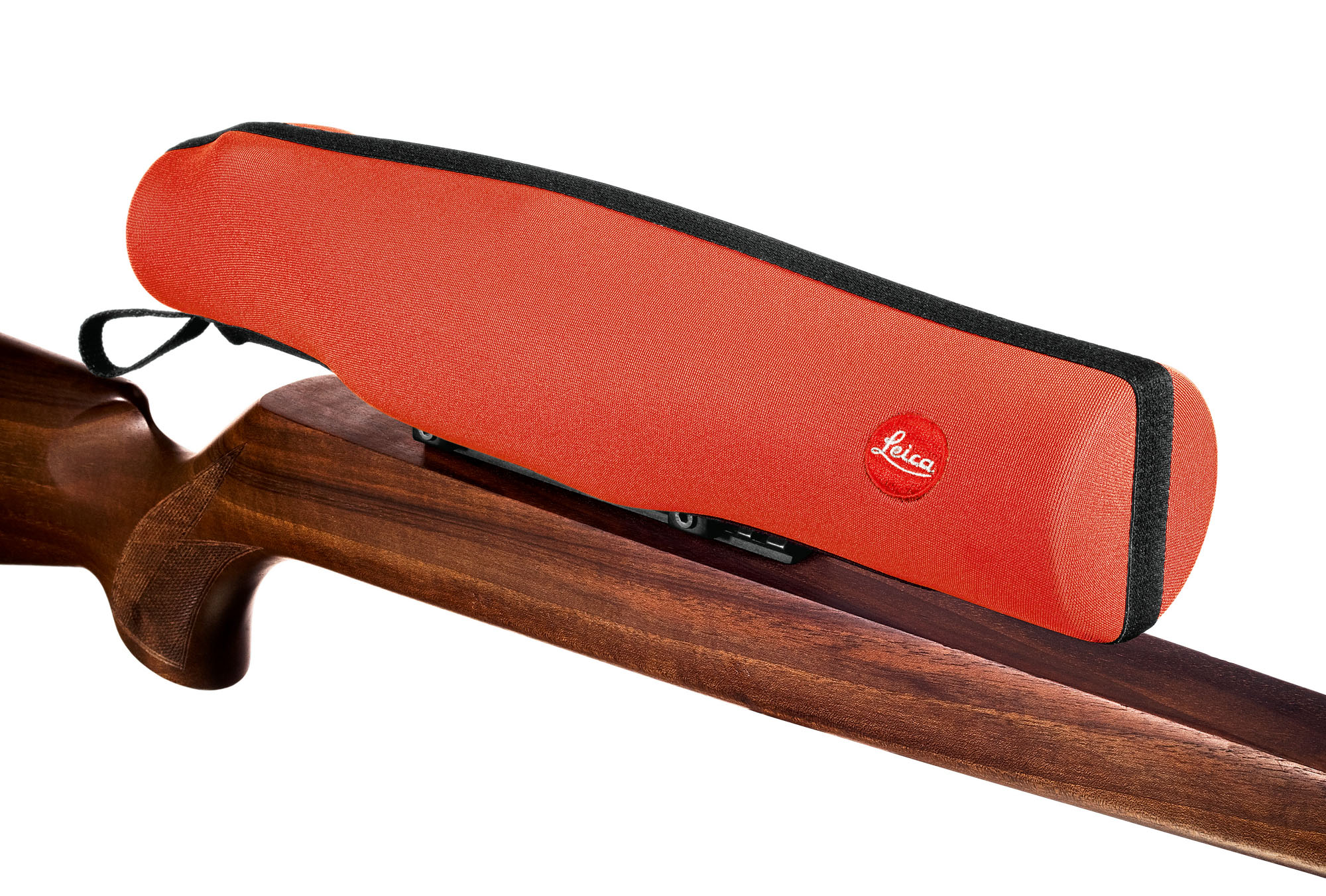 https://www.odimon.sk/buxus/images/fotogaleria/katalog_produktov/optika_1/leica_optika/prislusenstvo_leica/neoprenovy_kryt_na_puskohlad_leica_xl_o_56_mm_oranzovy/neoprenovy_obal_leica_oranzovy_.jpg Leica www.24k.sk