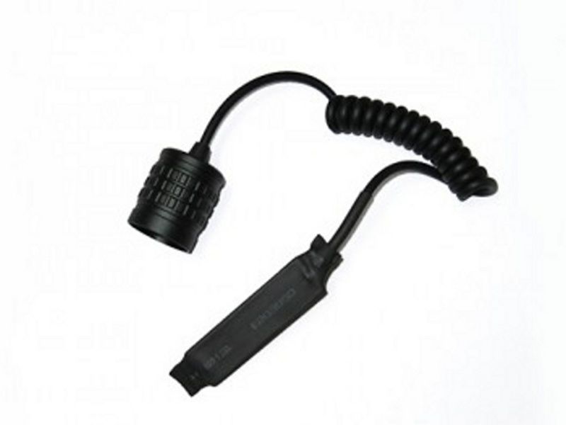https://www.odimon.sk/buxus/images/produkty/katalog_produktov/elektronika/prislusenstvo_olight/takticka_predlzena_spust_pre_olight_m30/m20s/20110209140949-olightspust.jpg OLIGHT www.24k.sk