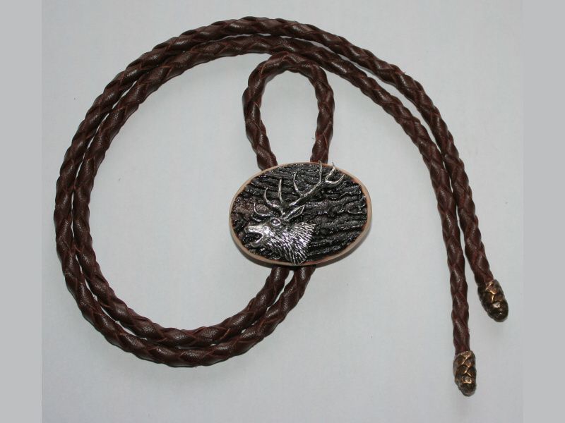 https://www.odimon.sk/buxus/images/produkty/katalog_produktov/obuv_a_oblecenie/polovnicke_kravaty/polovnicka_kravata_jelen-hlava_z_profilu_jeden_paroh/20120602110243-SnUomek072.jpg ODIMON www.24k.sk
