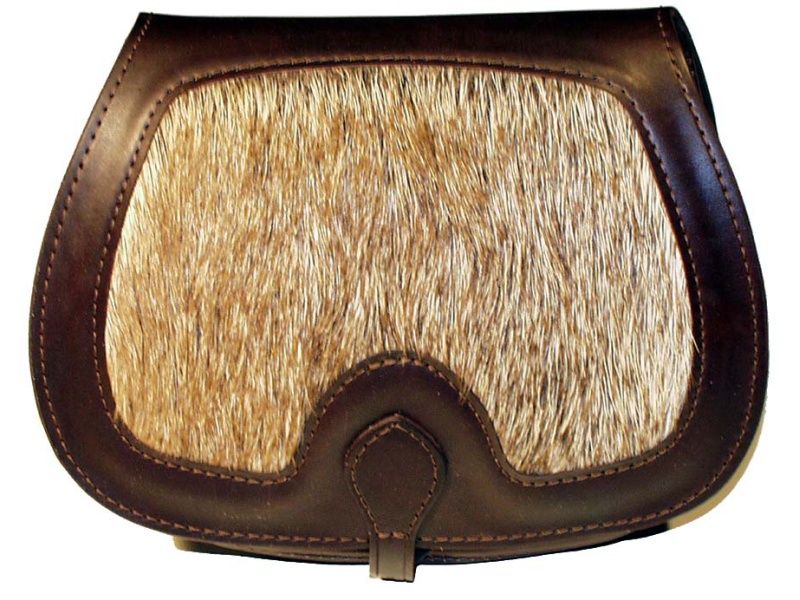 https://www.odimon.sk/buxus/images/produkty/katalog_produktov/polovnicke_potreby/kozeny_tovar_zubicek/lovecka_brasna_hovadzina_so_srstou_diviaka_velka/20111910141035-4lbsrstdivoteULk.jpg ZUBÍČEK www.24k.sk